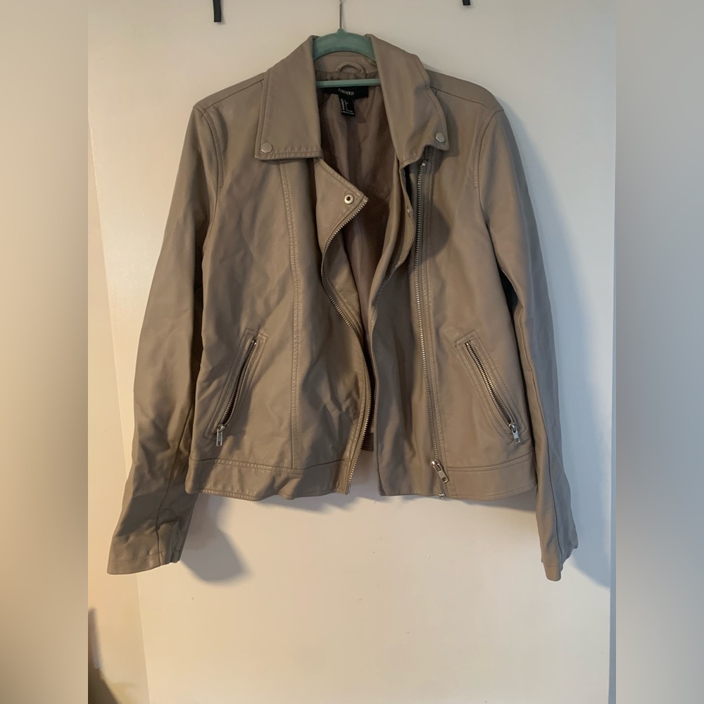 Forever 21 beige faux leather jacket size L